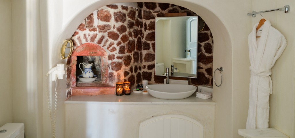 Authentic Santorinian Residence bathroom