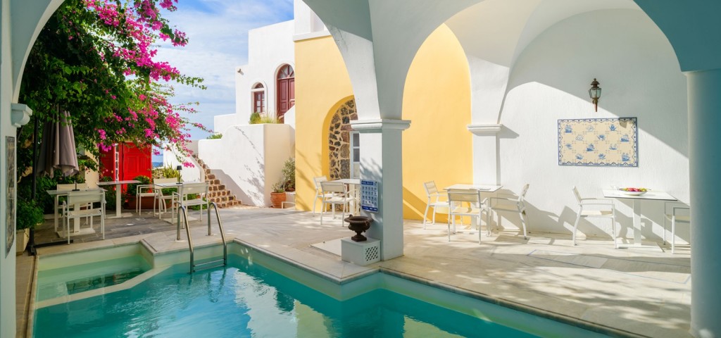 Authentic Cycladic architecture at Aigialos Santorini 