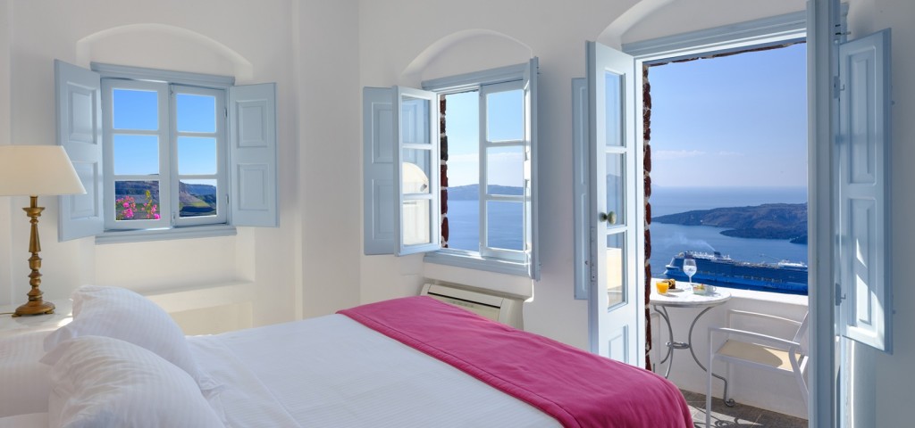 Romantic sunset suite in Fira Santorini vvvv